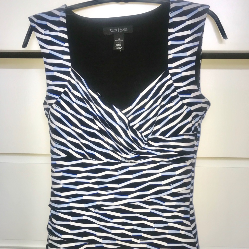 🦓 EUC White House Black Market Tank